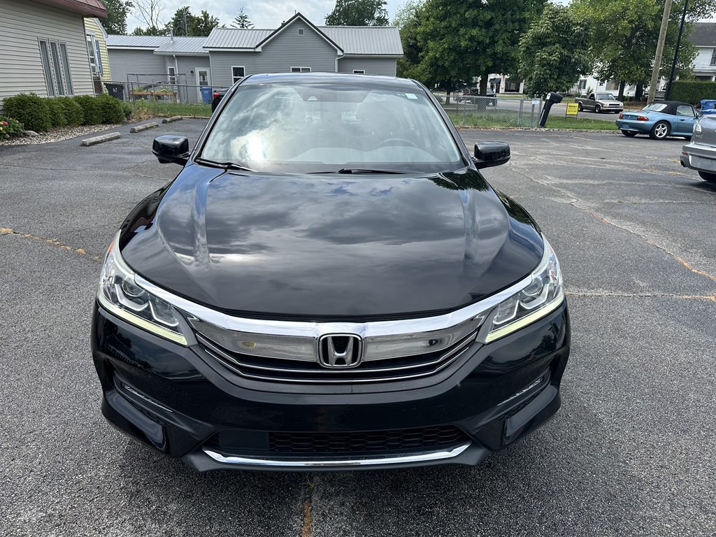 2017 Honda Accord Image 8