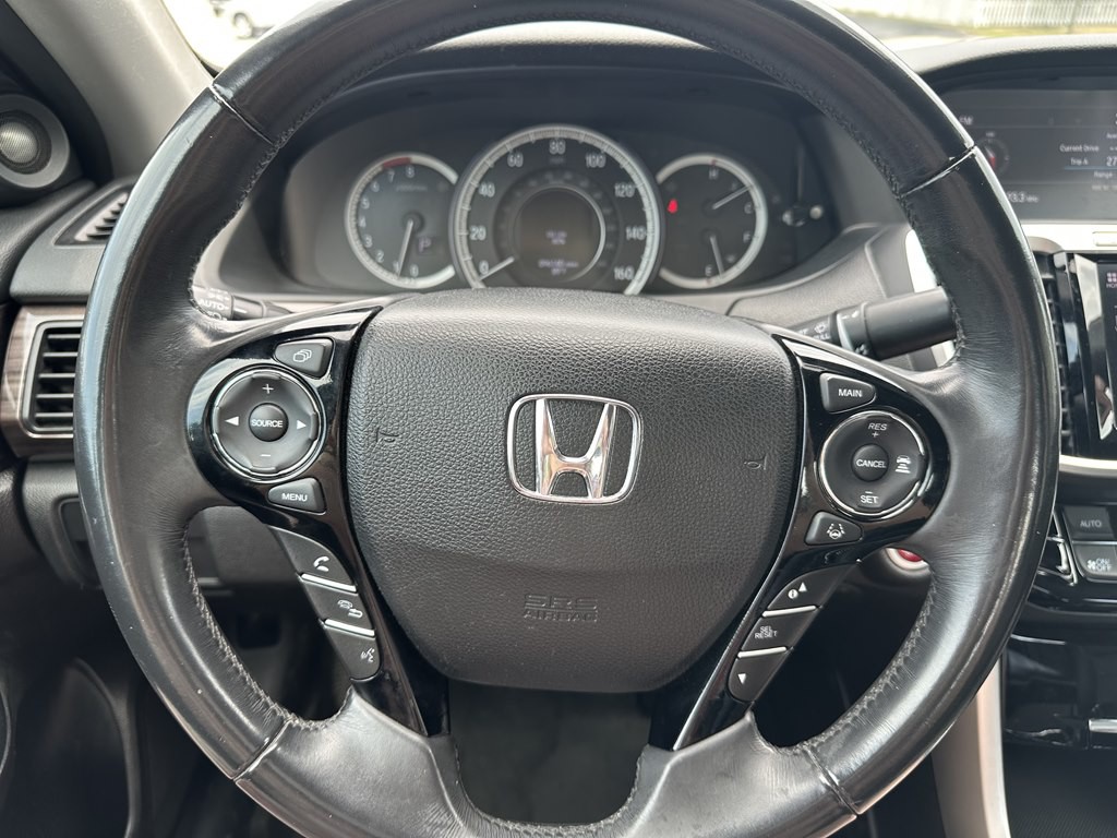 2017 Honda Accord Image 21