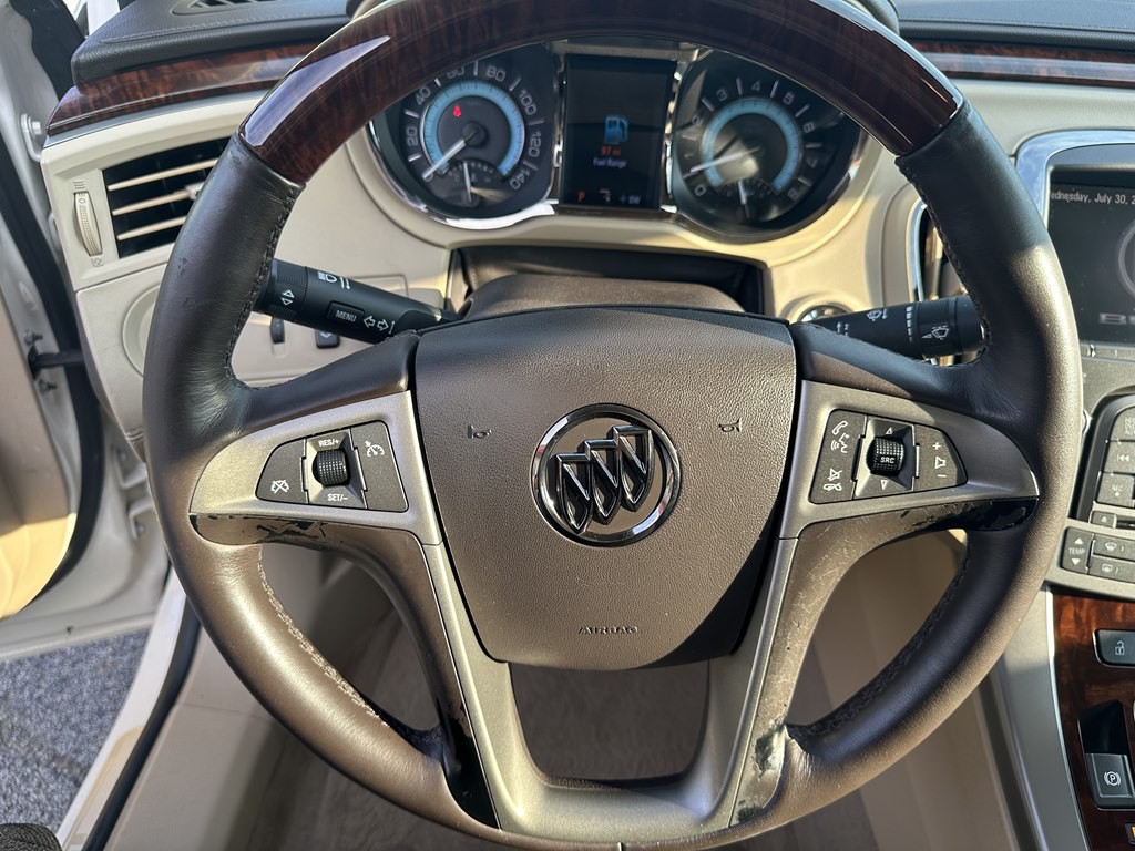 2011 Buick Lacrosse Image 20