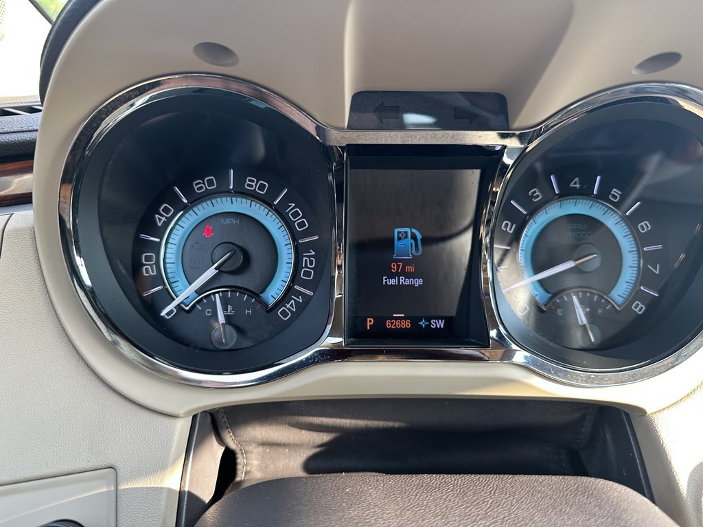 2011 Buick Lacrosse Image 21