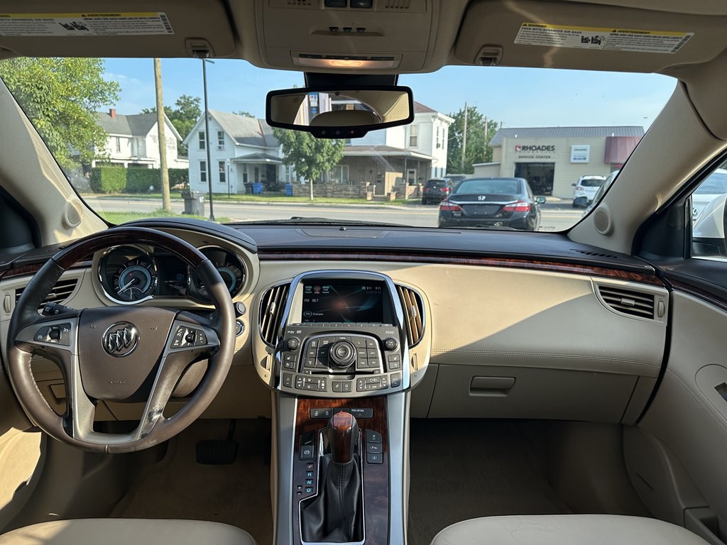2011 Buick Lacrosse Image 33