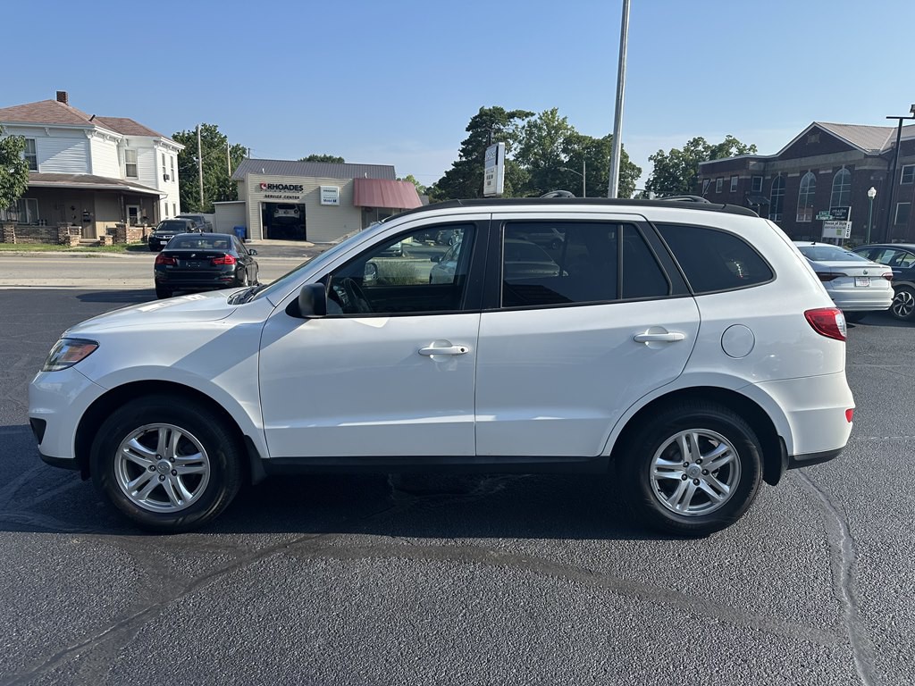 2012 Hyundai Santa Fe Image 2