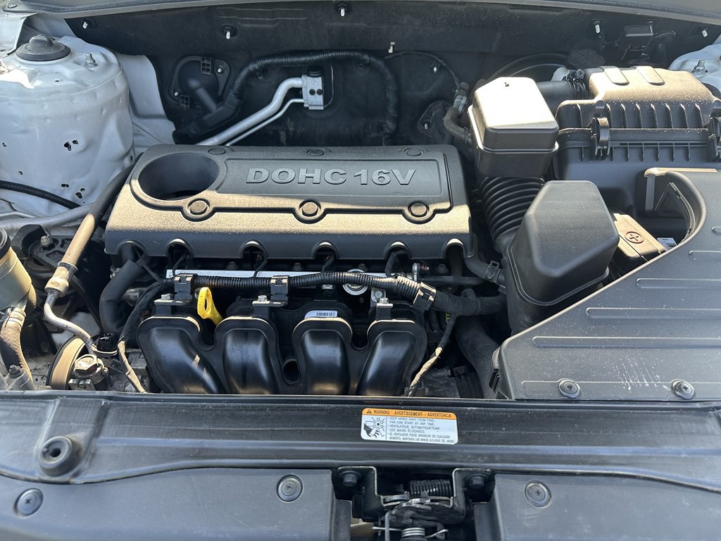 2012 Hyundai Santa Fe Image 9