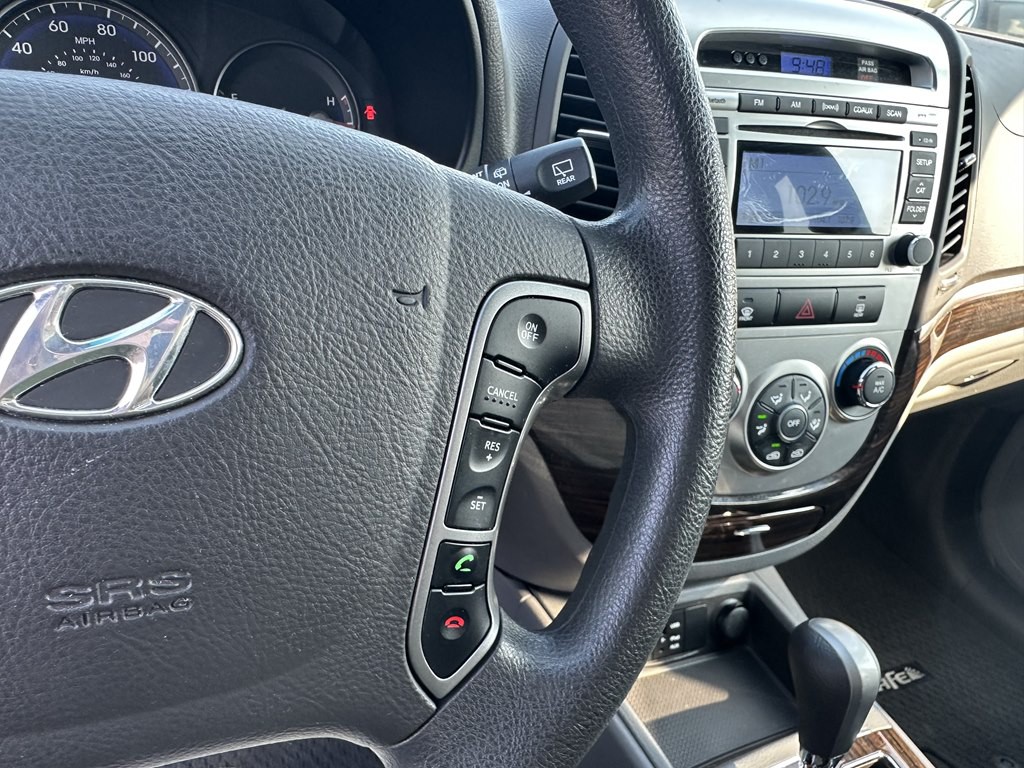 2012 Hyundai Santa Fe Image 19