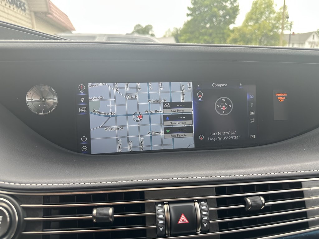 2018 Lexus LS Image 27