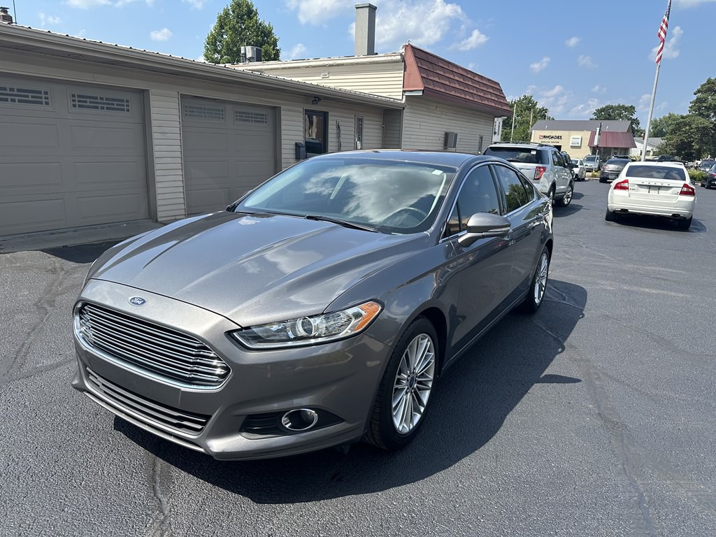 2014 Ford Fusion Image 1