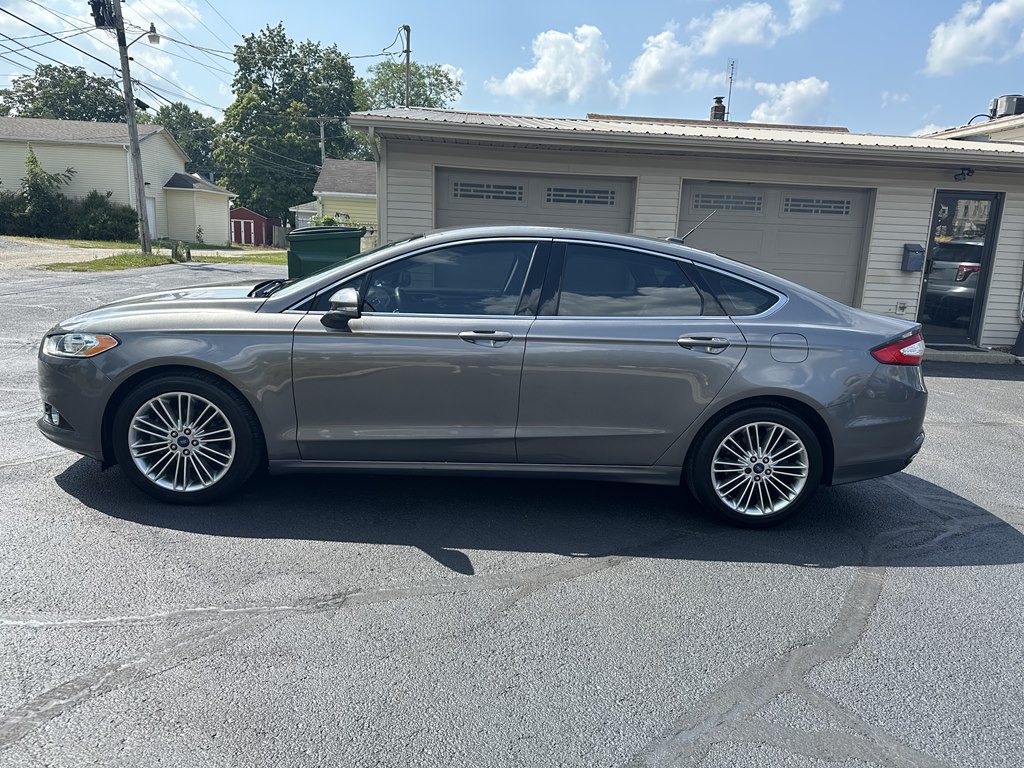 2014 Ford Fusion Image 2