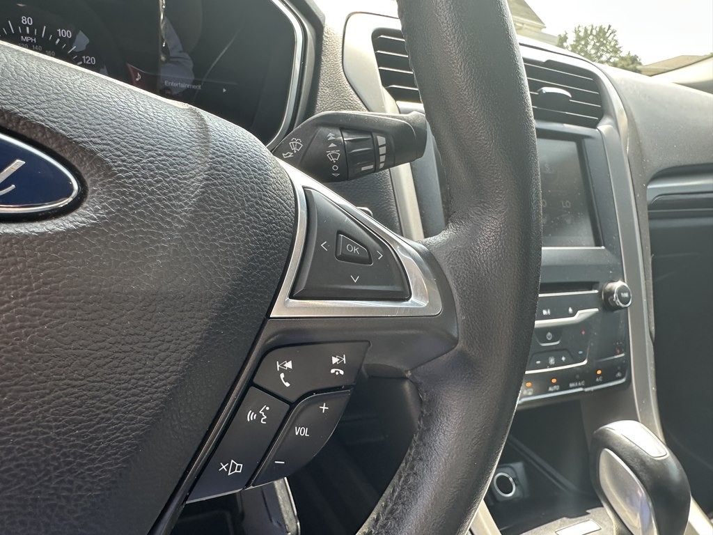 2014 Ford Fusion Image 19