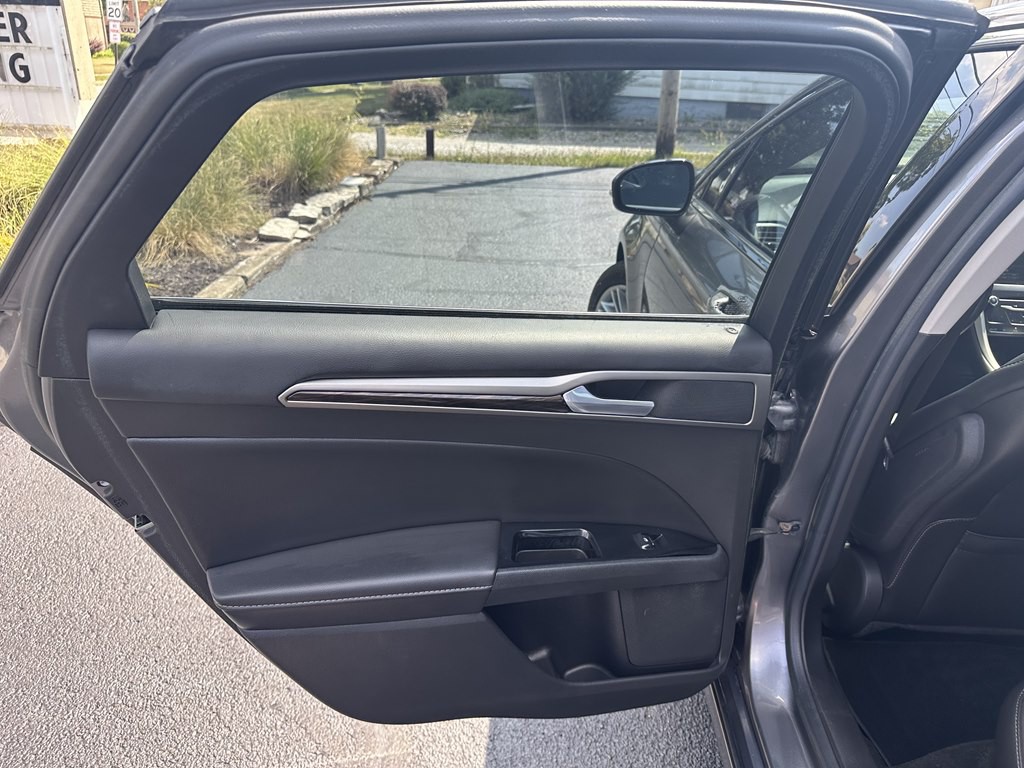 2014 Ford Fusion Image 27