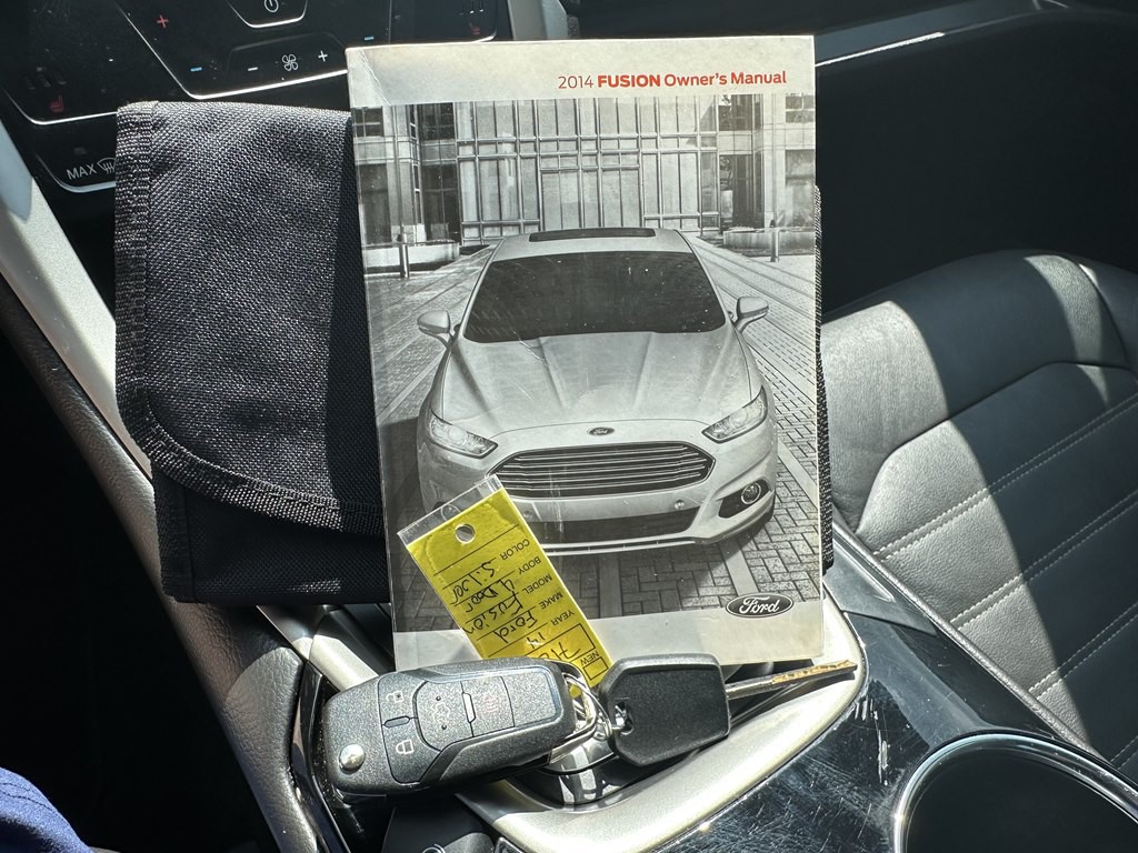 2014 Ford Fusion Image 32