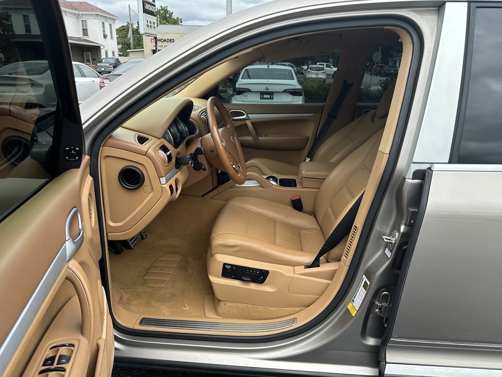 2008 Porsche Cayenne Image 16