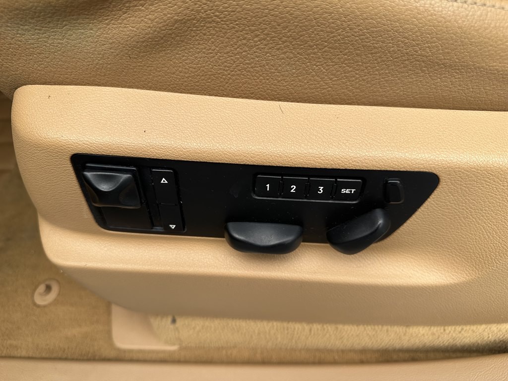 2008 Porsche Cayenne Image 17