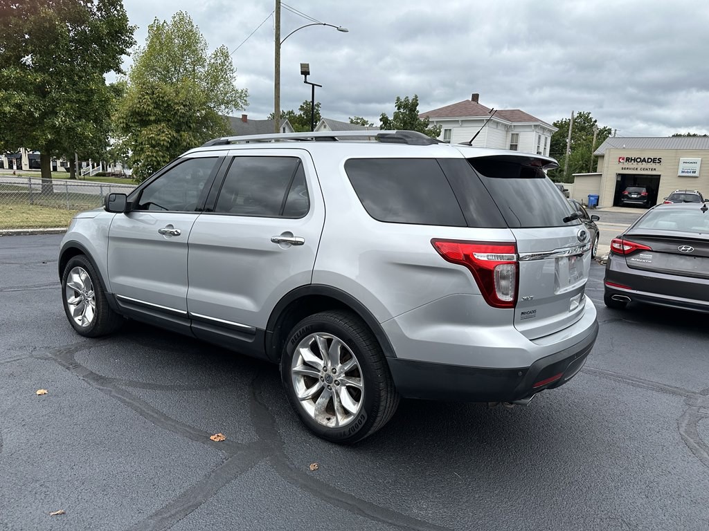 2011 Ford Explorer Image 3