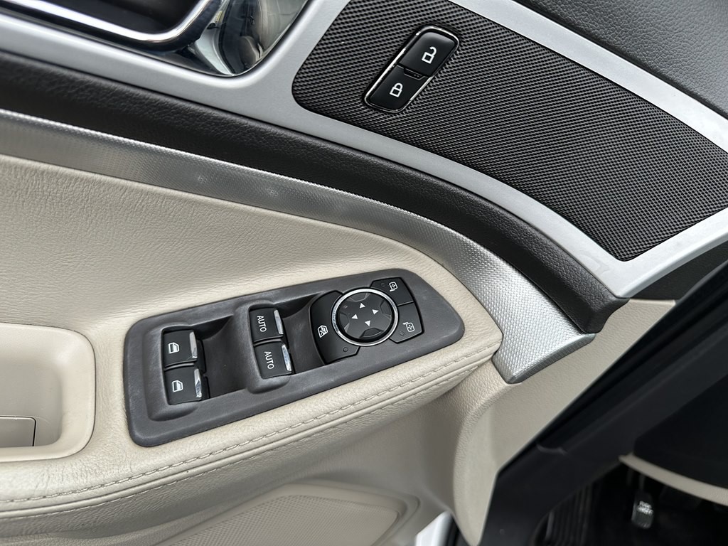2011 Ford Explorer Image 14