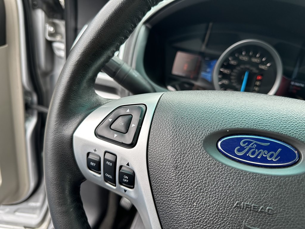 2011 Ford Explorer Image 18