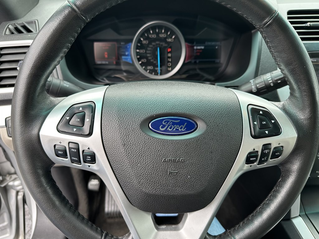 2011 Ford Explorer Image 21