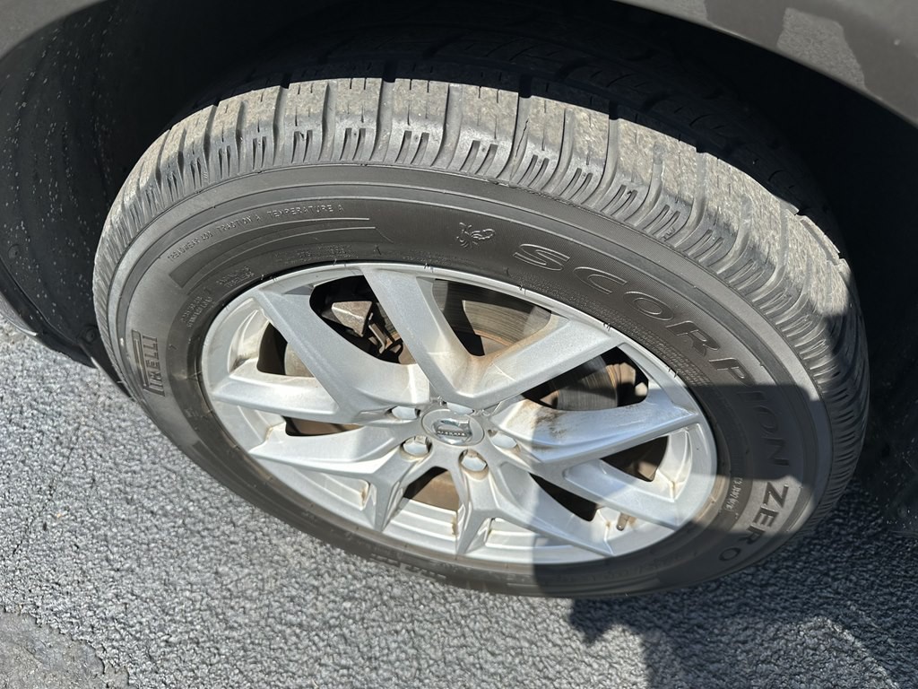 2019 Volvo XC60 Image 11