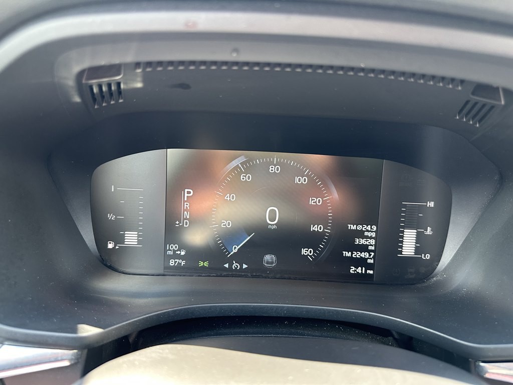 2019 Volvo XC60 Image 21