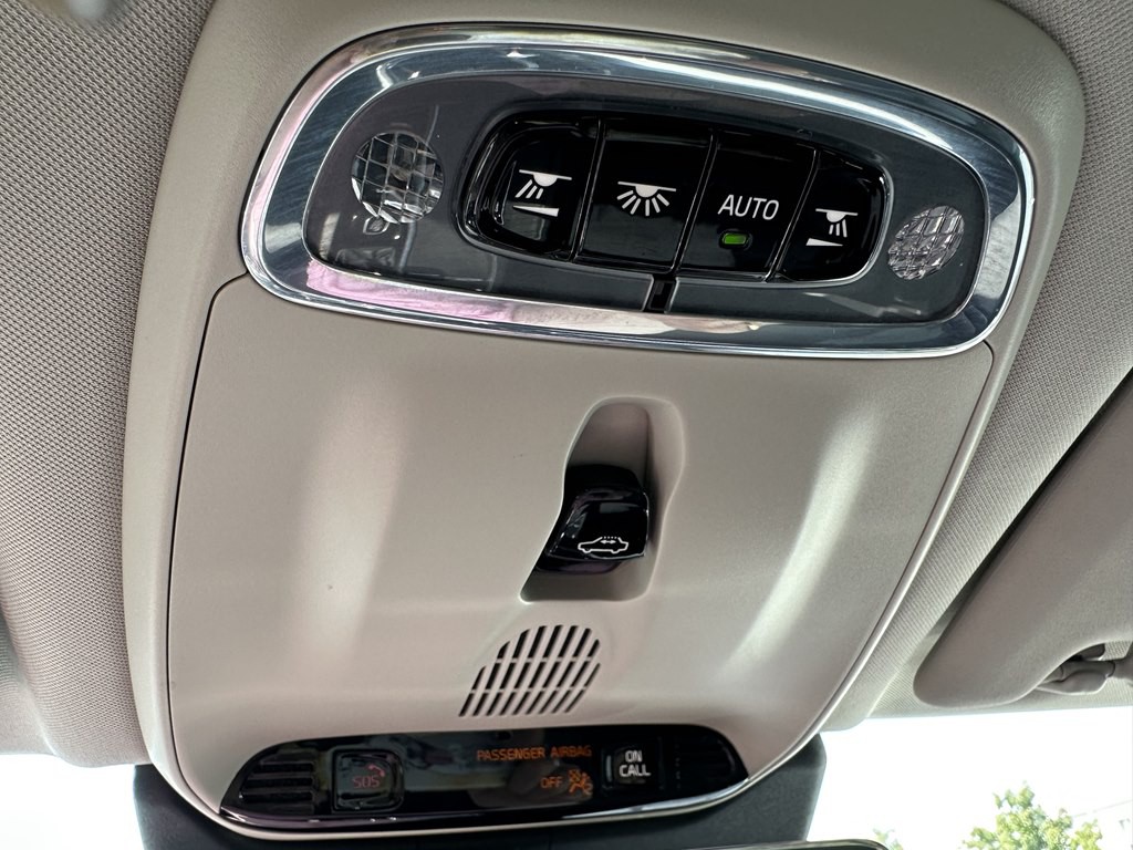 2019 Volvo XC60 Image 28