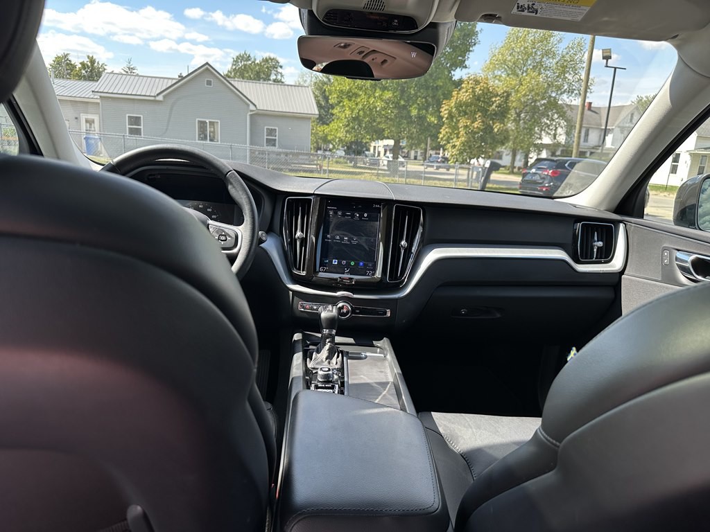 2019 Volvo XC60 Image 35