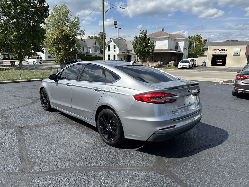 2020 Ford Fusion Image 3