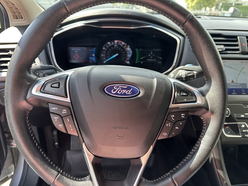 2020 Ford Fusion Image 20