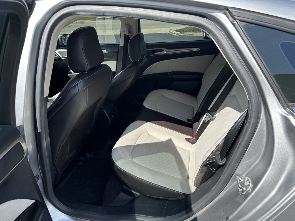 2020 Ford Fusion Image 29