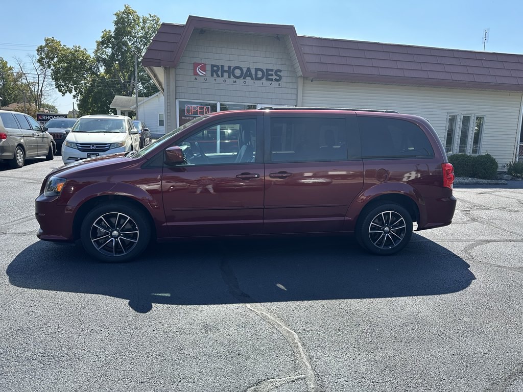 2017 Dodge Grand Caravan Image 2