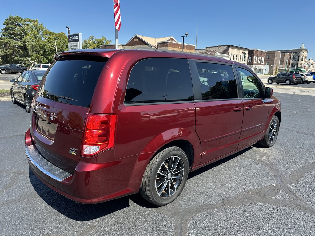 2017 Dodge Grand Caravan Image 5