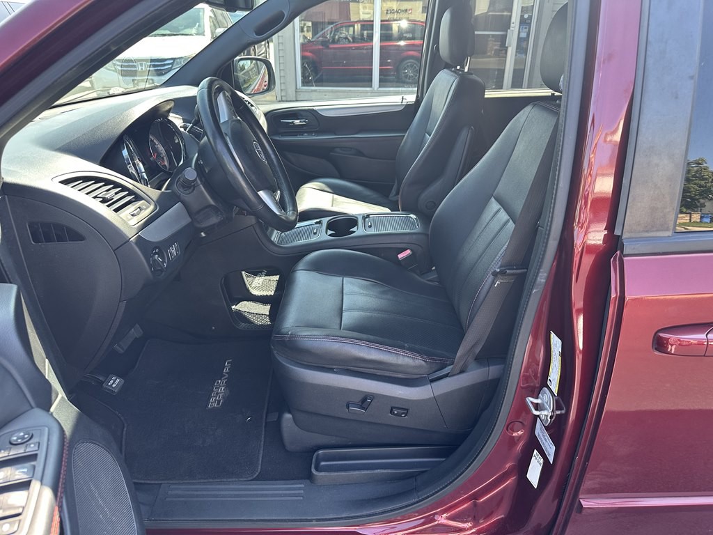 2017 Dodge Grand Caravan Image 16