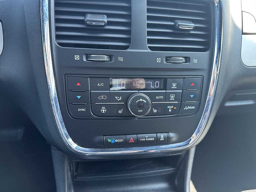 2017 Dodge Grand Caravan Image 26