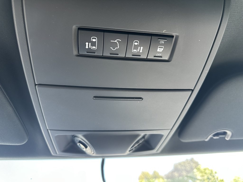 2017 Dodge Grand Caravan Image 27