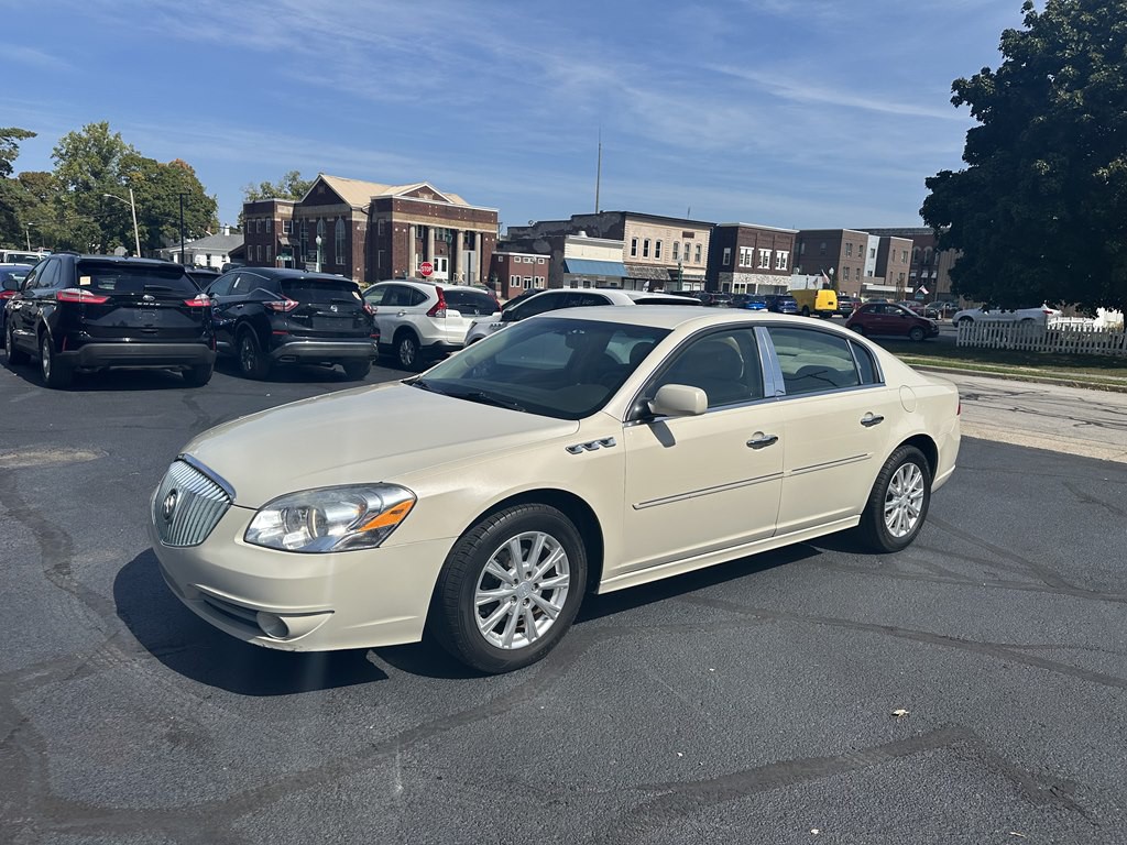 2011 Buick Lucerne Image 1