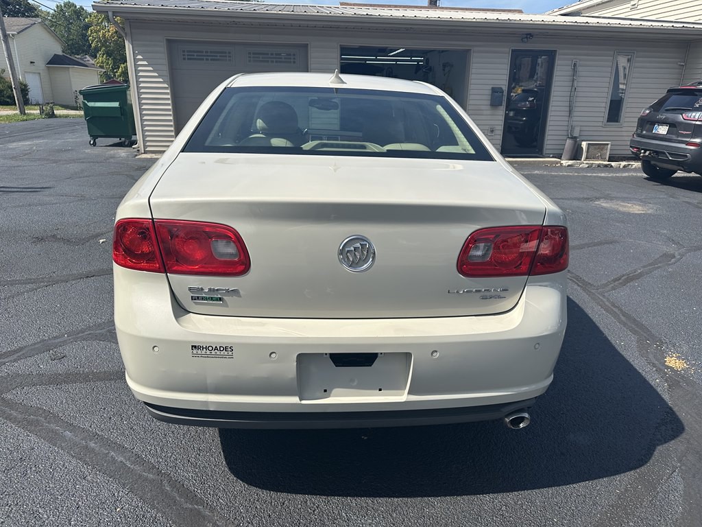 2011 Buick Lucerne Image 4