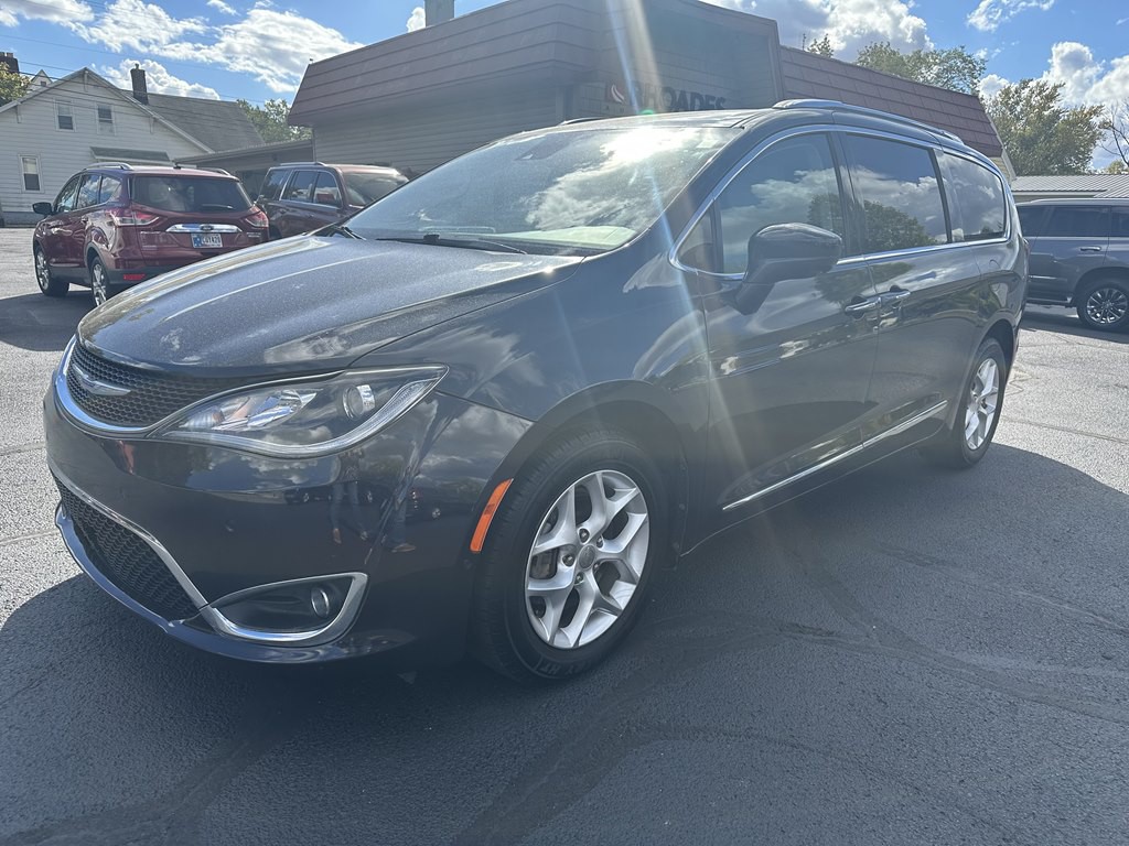 2020 Chrysler Pacifica Image 6
