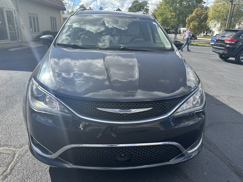 2020 Chrysler Pacifica Image 8