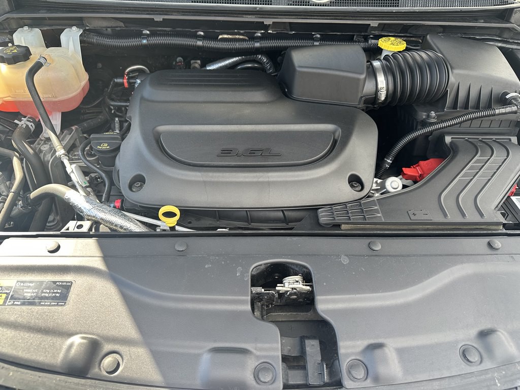 2020 Chrysler Pacifica Image 9