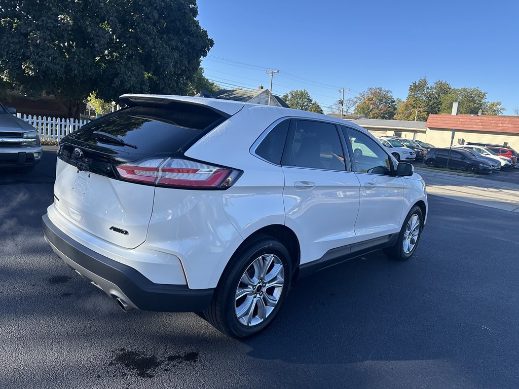2022 Ford Edge Image 5
