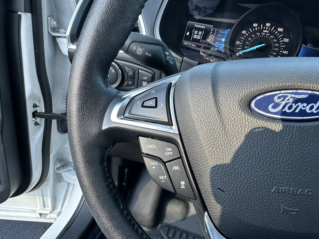 2022 Ford Edge Image 18