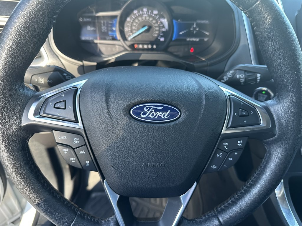 2022 Ford Edge Image 21