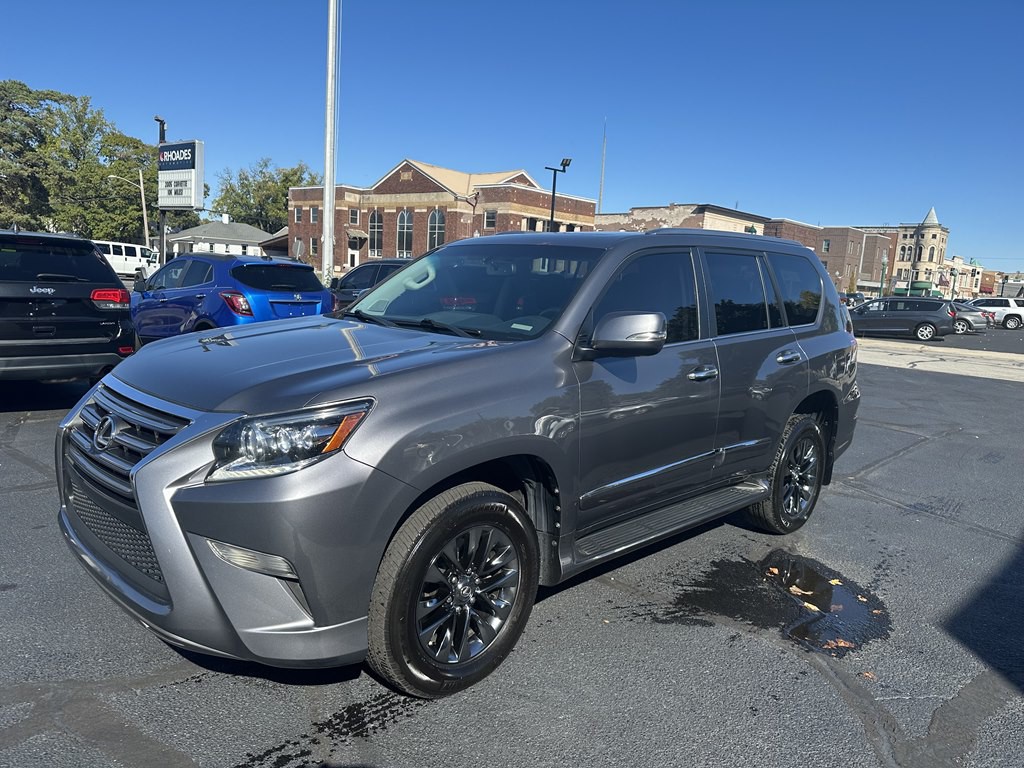 2018 Lexus GX Image 1