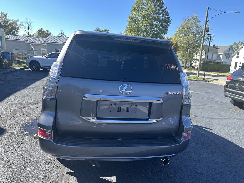 2018 Lexus GX Image 4