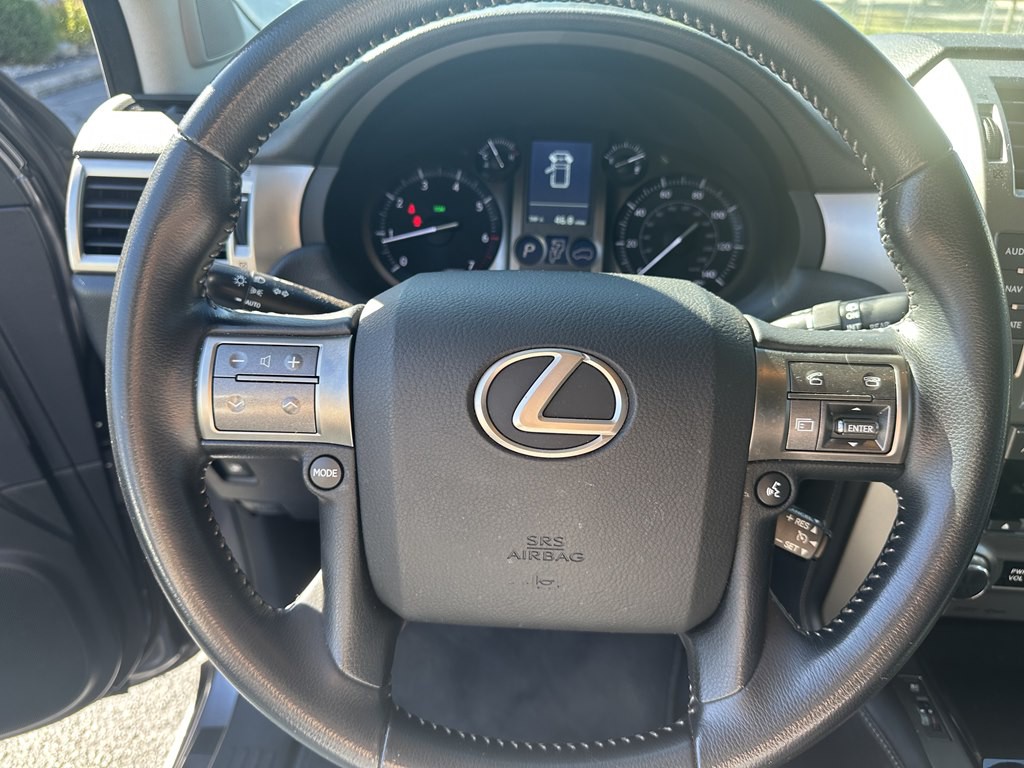 2018 Lexus GX Image 22