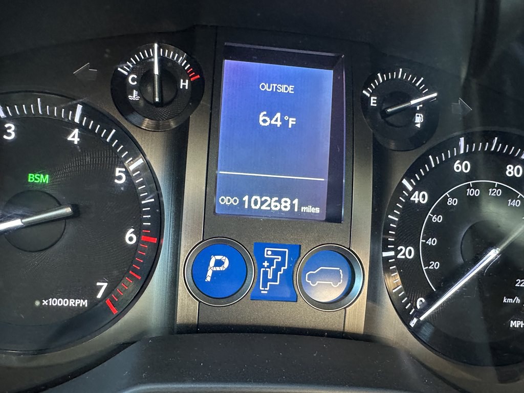 2018 Lexus GX Image 23