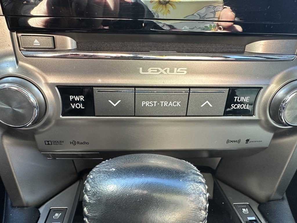 2018 Lexus GX Image 29