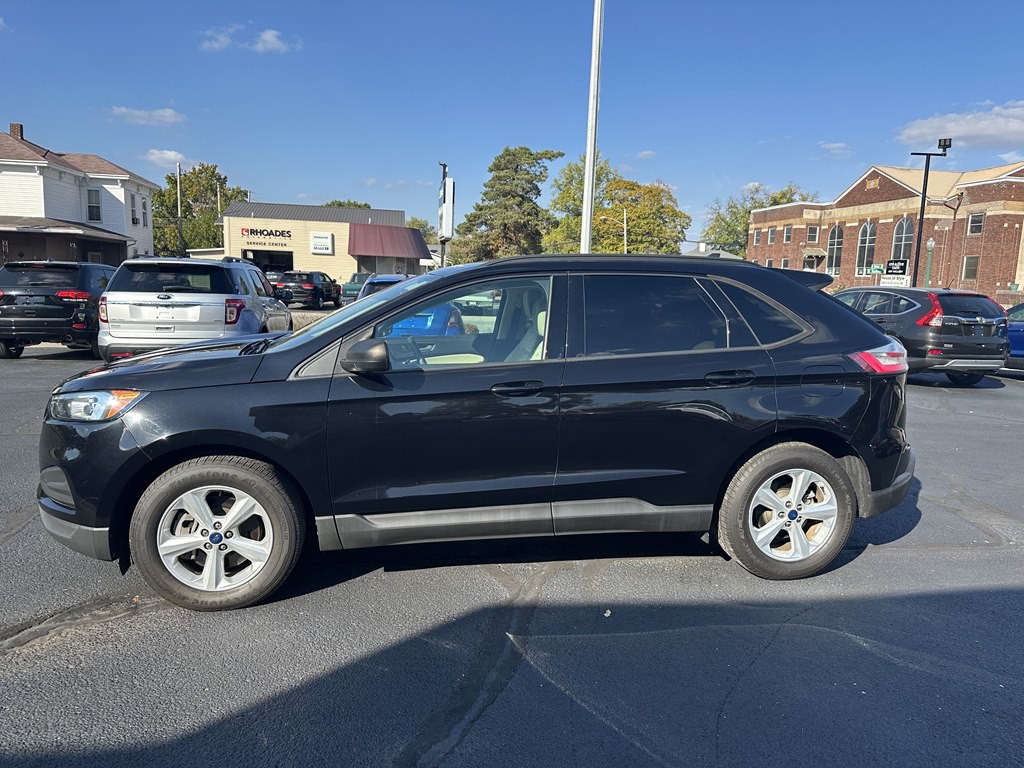 2021 Ford Edge Image 2