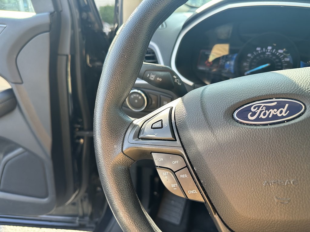 2021 Ford Edge Image 18