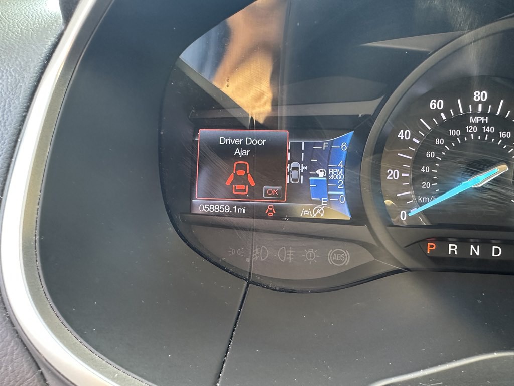 2021 Ford Edge Image 21