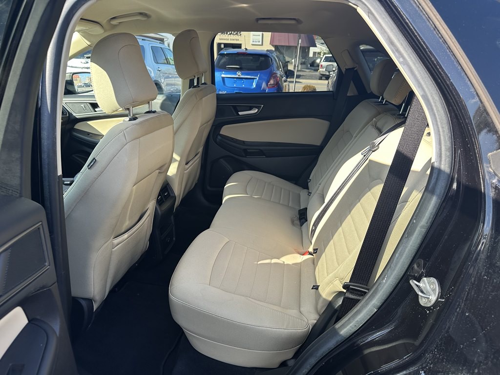 2021 Ford Edge Image 30