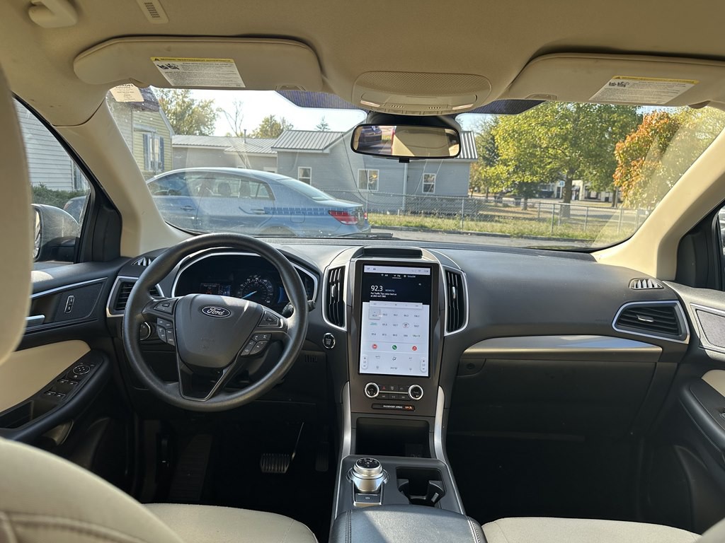 2021 Ford Edge Image 32